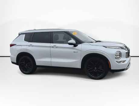 2023 Mitsubishi Outlander PHEV SEL | Leather | PanoRoof | Nav | Cam | HtdSeats