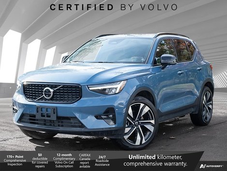 2024 Volvo XC40 B5 Plus Dark Theme