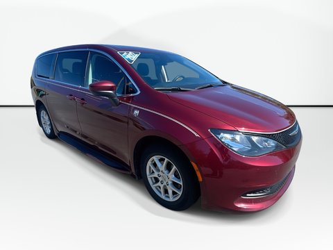 2022 Chrysler GRAND CARAVAN SXT | Cam | PwrDoors | USB | Warranty to 2027