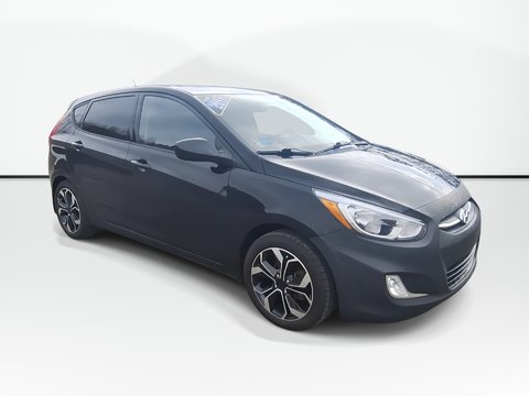 2017 Hyundai ACCENT SE | Roof | USB