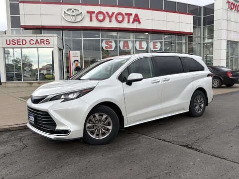 2024 Toyota Sienna Hybrid XLE 8-PASS