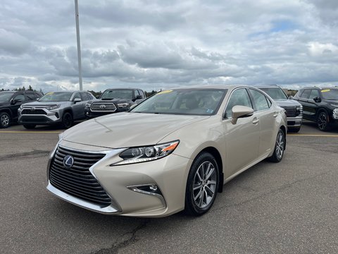 2017 Lexus ES 300h