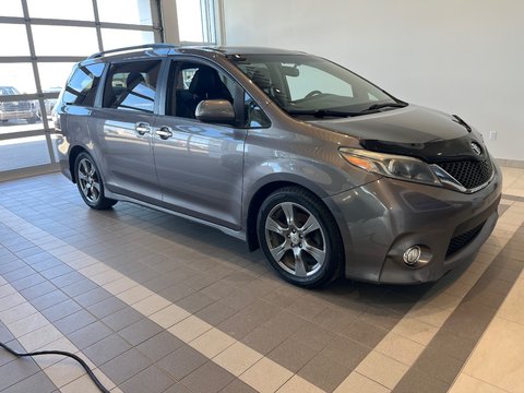 Toyota Sienna  2017