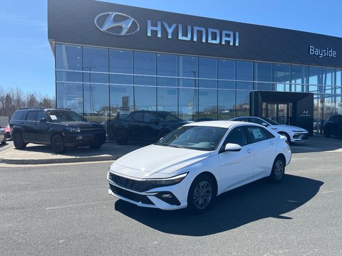 2025 Hyundai Elantra Preferred IVT