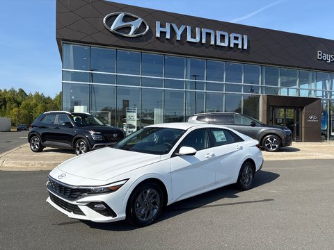 2025 Hyundai Elantra Preferred IVT