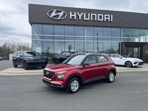 2025 Hyundai Venue Preferred IVT w/Two-Tone