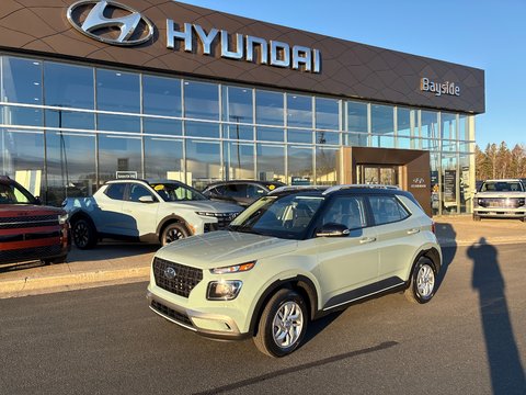 2026 Hyundai Venue Preferred IVT w/Two-Tone
