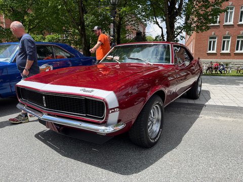 Chevrolet Camaro RS 327 / VRAI RS / PNEUS NEUFS / IMPECCABLE / AUTOMATIQUE / RESTAURATION COMPLETE 1967
