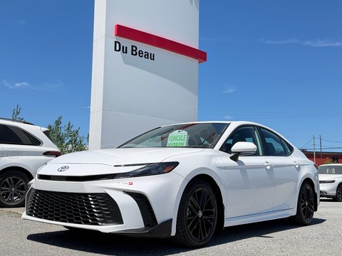 2025 Toyota Camry SE GROUPE TOIT / HYBRIDE / TRÈS ÉCONOMIQUE /