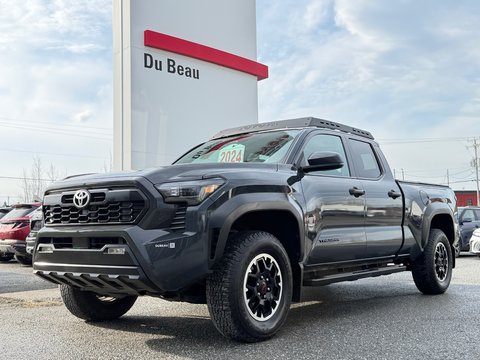 Toyota Tacoma RACK DE TOIT TOYOTA / MARCHE-PIED / TOILE BOITE /  MARCHE DE BOITE ARRIÈRE 2024