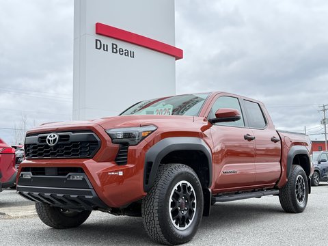 2025 Toyota Tacoma TRD OFF ROAD PREMIUM , 6.000KM , SHOWROOM !!!!! /