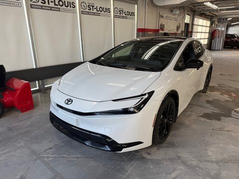 Toyota Prius Plug-In Hybrid  2026