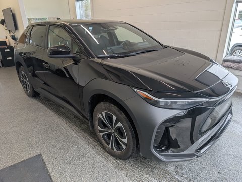 2023 Toyota bZ4X LE