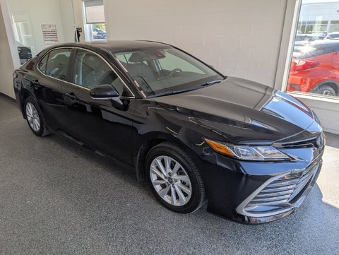 2024 Toyota Camry Hybrid LE,
