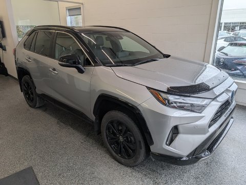 Toyota RAV4 Hybrid XSE AWD, 2022