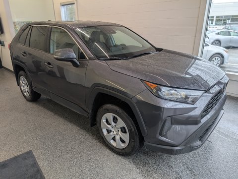 2025 Toyota RAV4 LE AWD