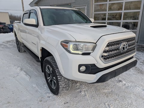 Toyota Tacoma  2016