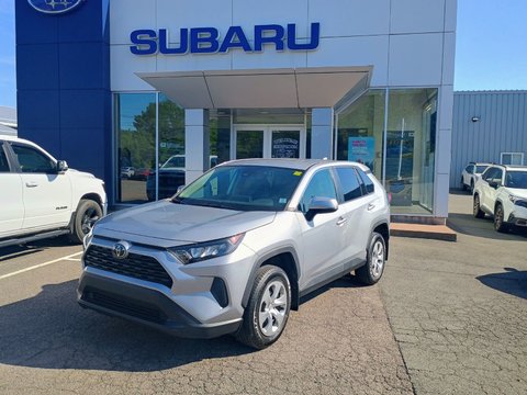 Toyota RAV4 LE 2022