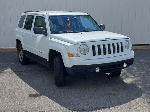 2015 Jeep Patriot North | Cruise | Roof Rails | CD | PwrWindows