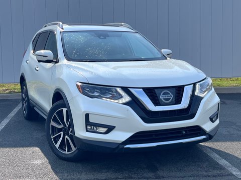 2017 Nissan Rogue SL PLATINUM | Leather | MoonRoof | Cam | Cruise