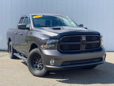 2019 Ram 1500 Classic EXPRESS | Cam | USB | Kelyless | Cruise |