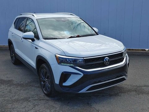 2024 Volkswagen Taos Comfortline | Cam | HtdSeats | Warranty to 2027