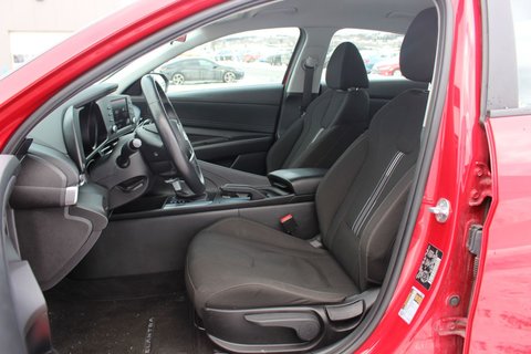 2023 Hyundai Elantra Preferred | Cam | USB | HtdSeat | Warranty to 2028