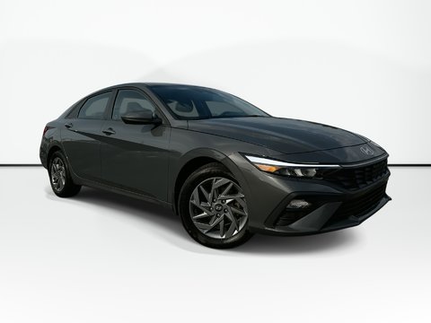 2025 Hyundai Elantra Preferred | Htd Whl | Cam | USB | Warranty to 2029