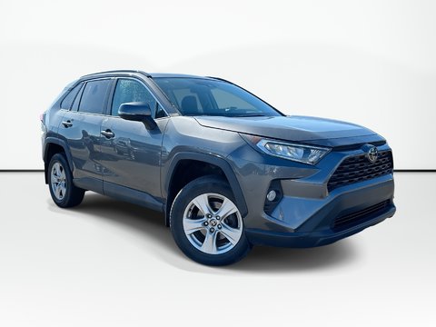 2021 Toyota RAV4 XLE | Roof | HtdSeat | Cam | Bluetooth | USB