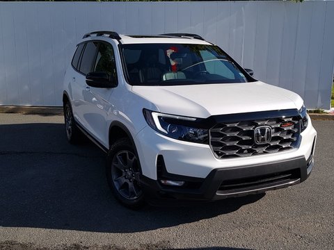 2024 Honda Passport TrailSport | Leather | Roof | Cam | USB | HtdWheel