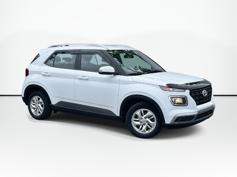 2022 Hyundai Venue Preferred | Cam | USB | HtWheel | Warranty to 2027