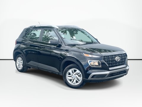2025 Hyundai Venue Preferred | Cam | HtdSeats | Warranty to 2030