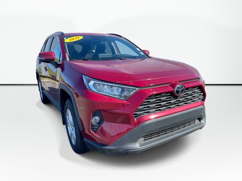 2021 Toyota RAV4 XLE | bluetooth | keyless entry | cam