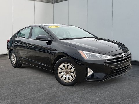 2019 Hyundai Elantra Essential | 6-Spd | Cam | USB | HtdSeats | Keyless