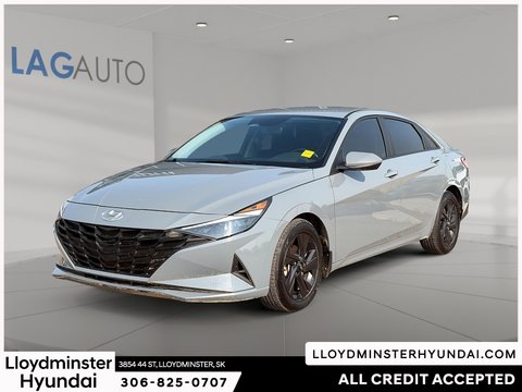 2022 Hyundai Elantra Preferred