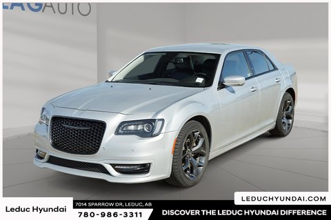 2022 Chrysler 300 Touring L