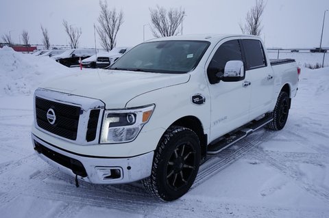 2017 Nissan Titan SV