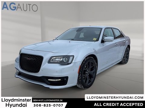 2022 Chrysler 300 S
