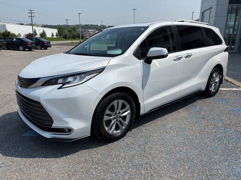 Toyota Sienna  2023