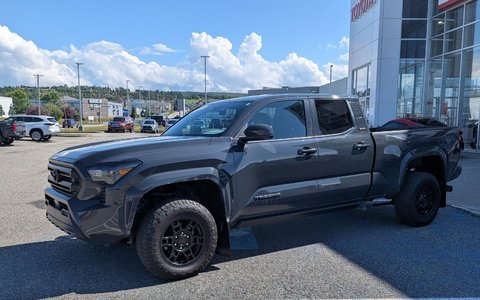 Toyota Tacoma  2024