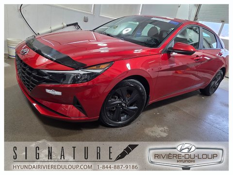 Hyundai Elantra  2022