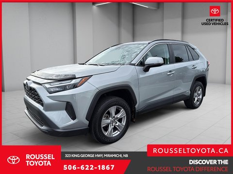 Toyota RAV4 Hybrid XLE 2025