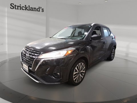 2025 Nissan Kicks Play SV FWD