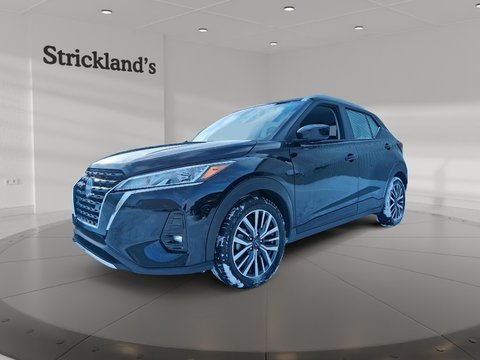 2025 Nissan Kicks Play SV FWD