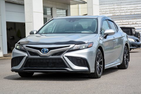 Toyota Camry  2022