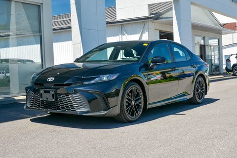 Toyota Camry  2025