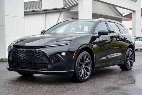 Toyota Crown Signia  2025
