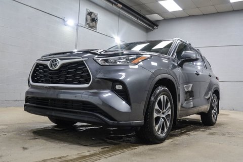Toyota Highlander  2021