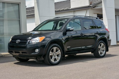Toyota RAV4  2012