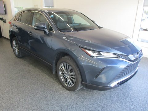 Toyota Venza XLE AWD 2024